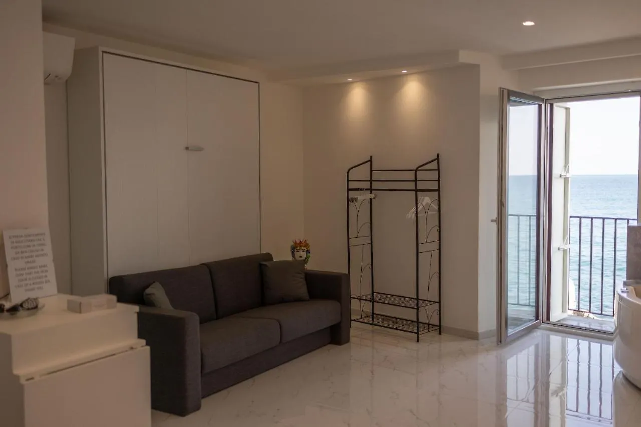 U Scrusciu D'U Mari Luxury Suite Cefalù Italien